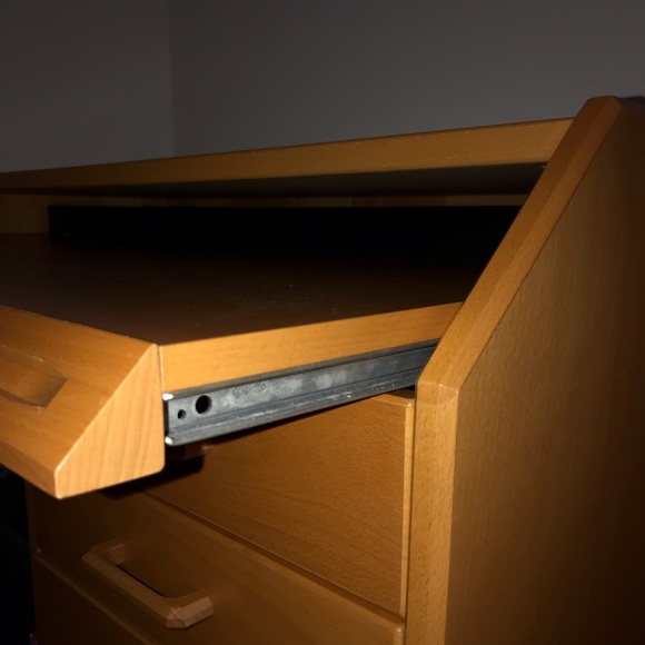 Computer Desk - Picture 2 of 4